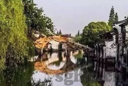 国产麻豆剧果冻传媒app-国产麻豆剧与果冻传媒app，探索成人娱乐的多元化选择